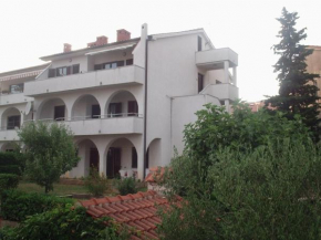  Apartments Brozic  Крк